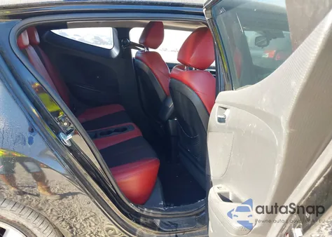 2012 Hyundai Veloster Base W/Red/Black из США, поврежденный, VIN KMHTC6AD3CU053566